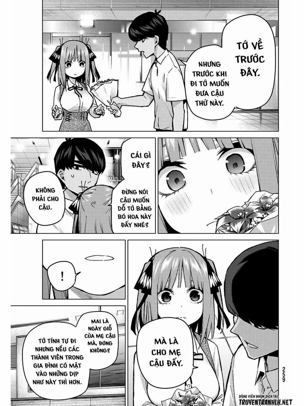 Truyện Tranh Nhà Có 5 Nàng Dâu - Gotoubun No Hanayome trang 6