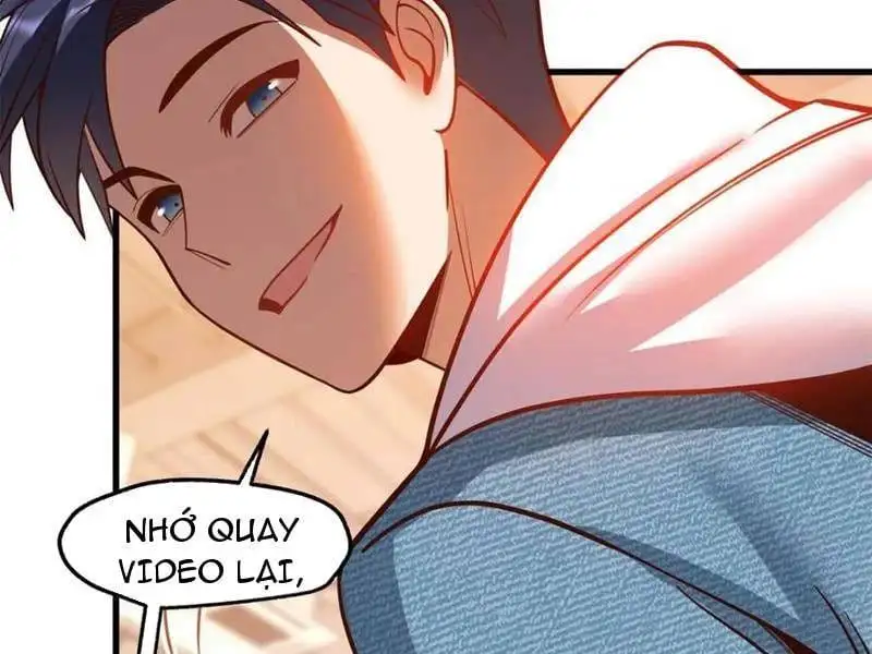 Truyện Tranh Trọng Sinh Không Làm Chạn Vương, Tôi Một Mình Nạp Game Thăng Cấp trang 4